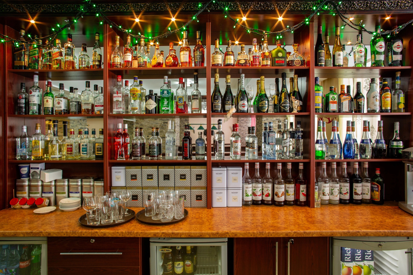 Avrora otel' Prokop'evsk