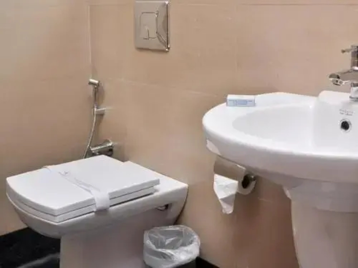 Hotel Rithanns A Business Class