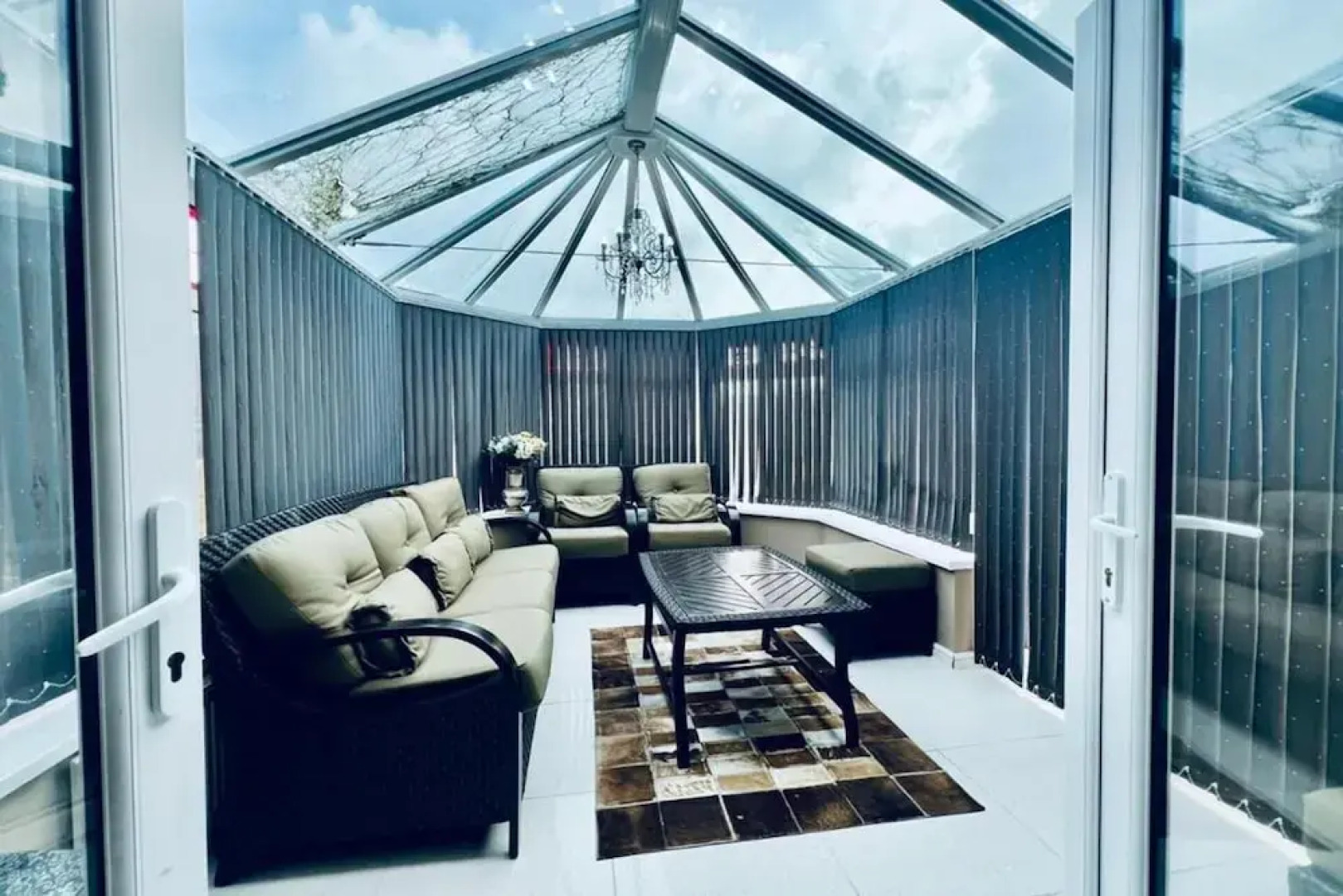 13 Guests - Free Parking - Manchester House