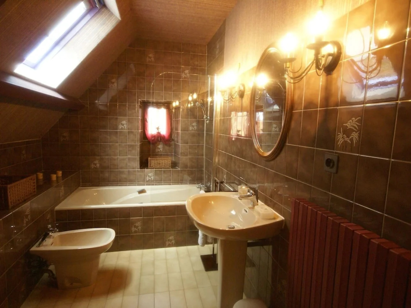 Vintage Holiday Home in Muret-le-Château with Garden