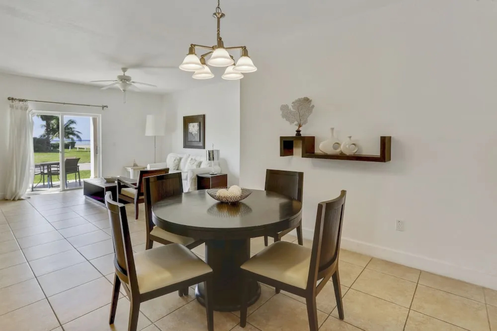 Beautiful 2/2 Bimini 2 Bedroom Condo