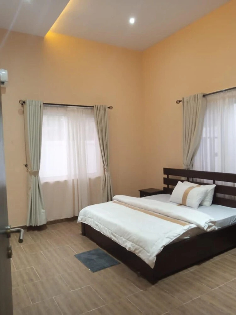 Stunning 2-bedroom, 3-bathroom Apartment Lekki 2