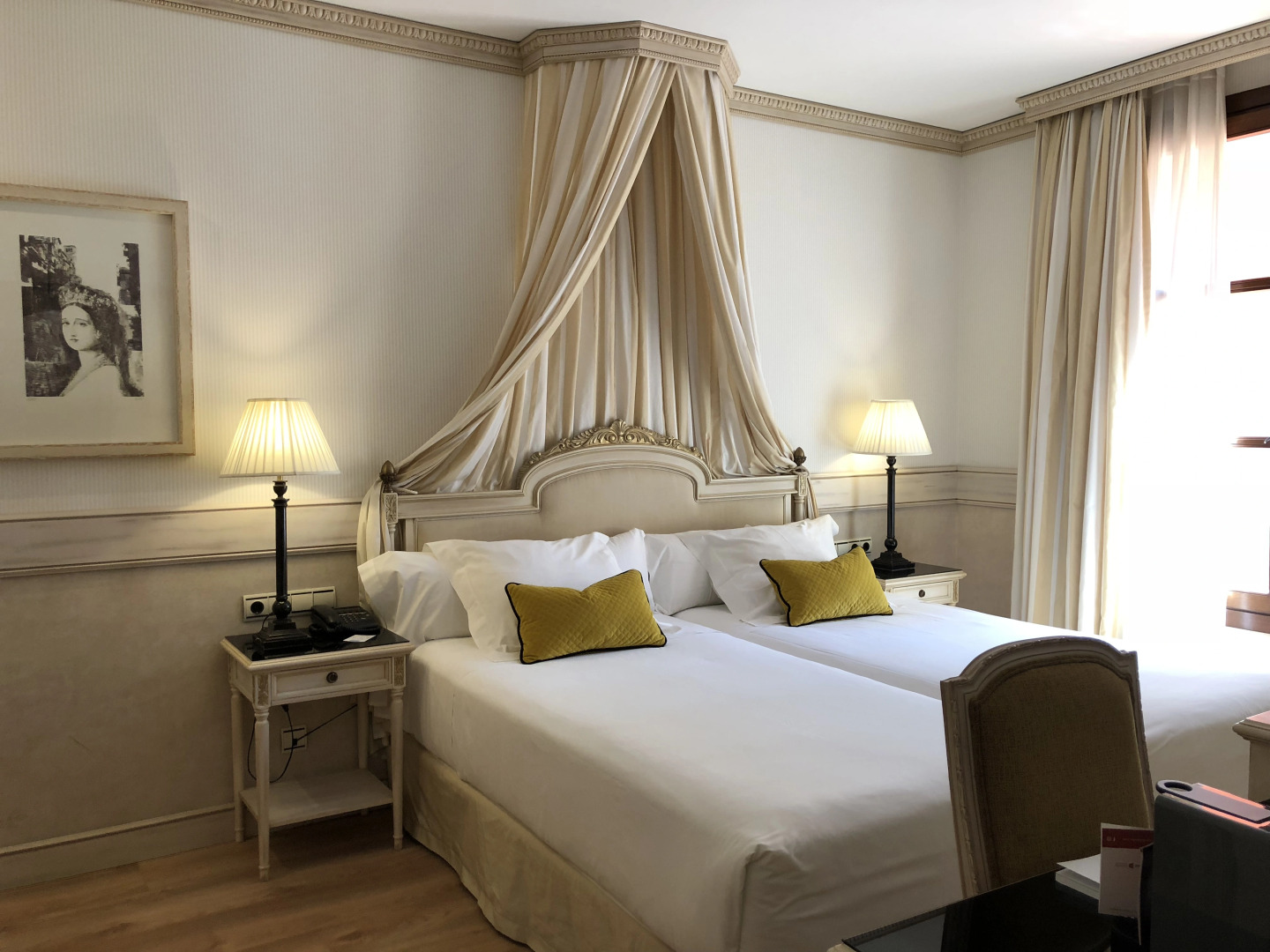 Eugenia de Montijo, Autograph Collection