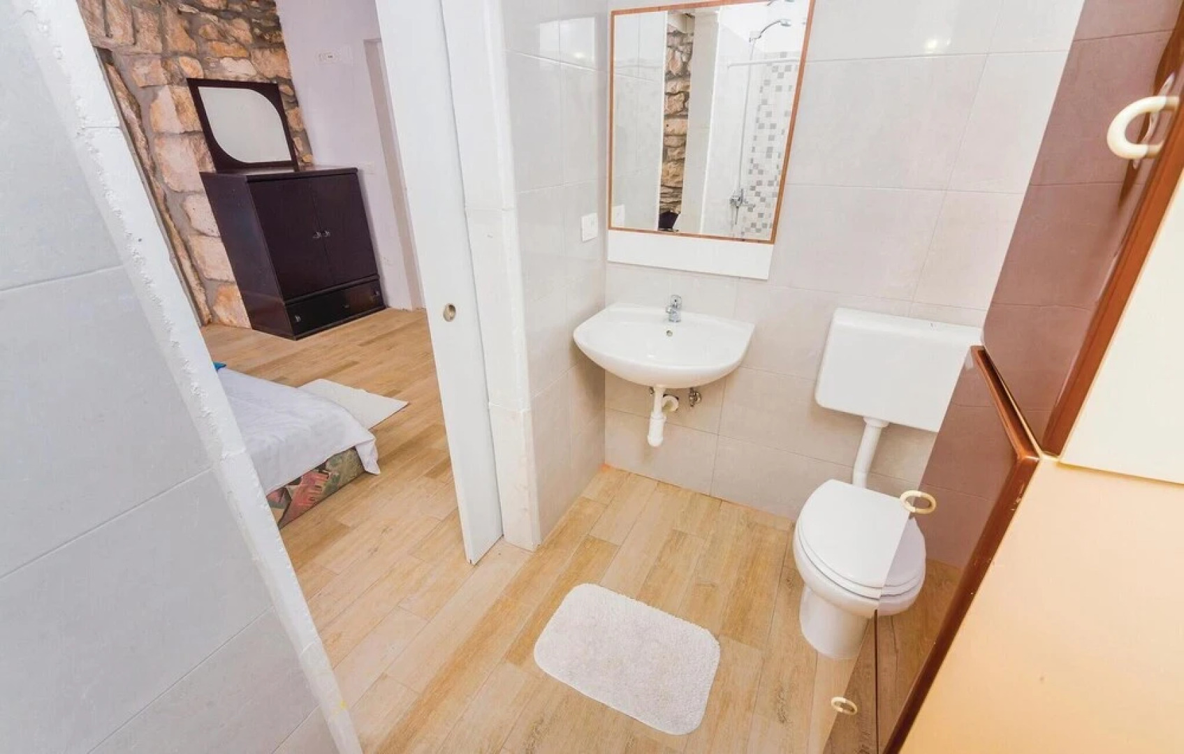 Stunning Home in Ruzici With Wifi and 3 Bedrooms