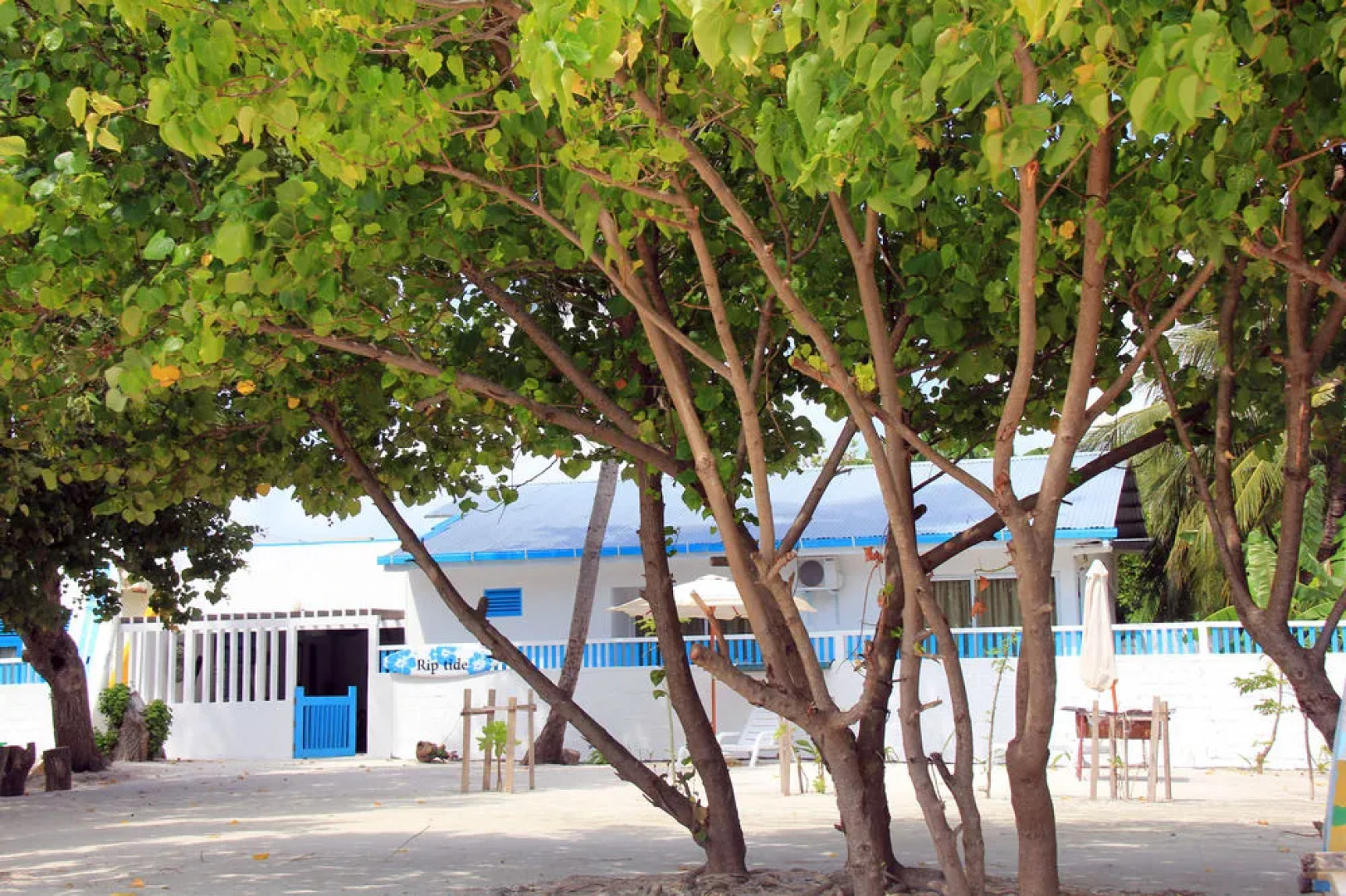 Rip Tide Vacation Inn