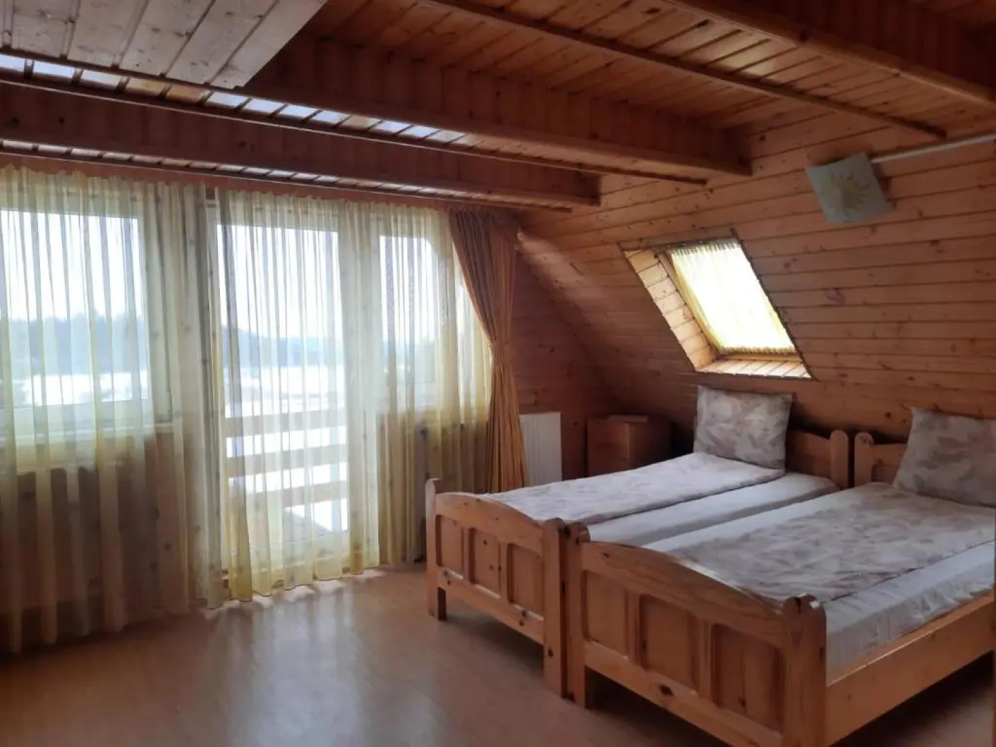 Antal Villa - 5mins to ski slope & 1min to skating