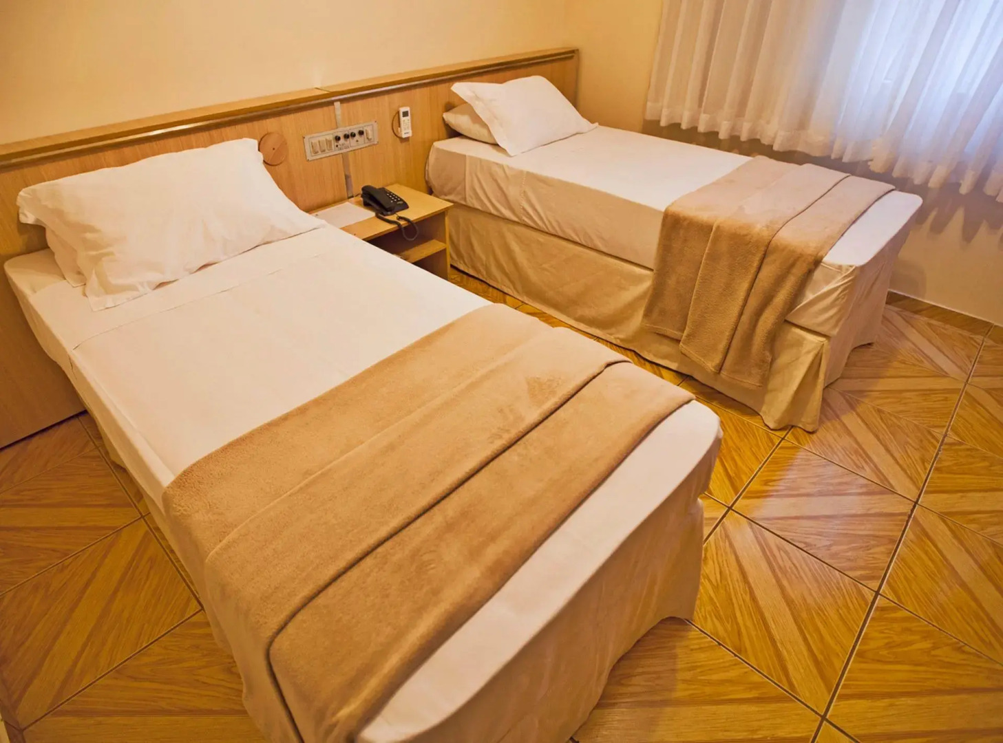 Harbor Self Cidade Verde