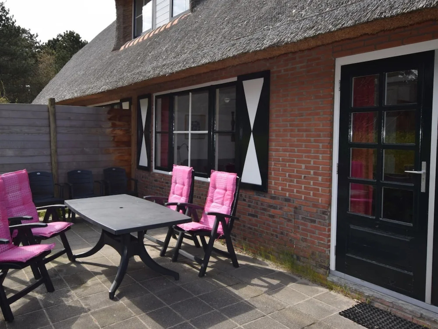 Charming Holiday Home in Vlieland Frisian Near Forest