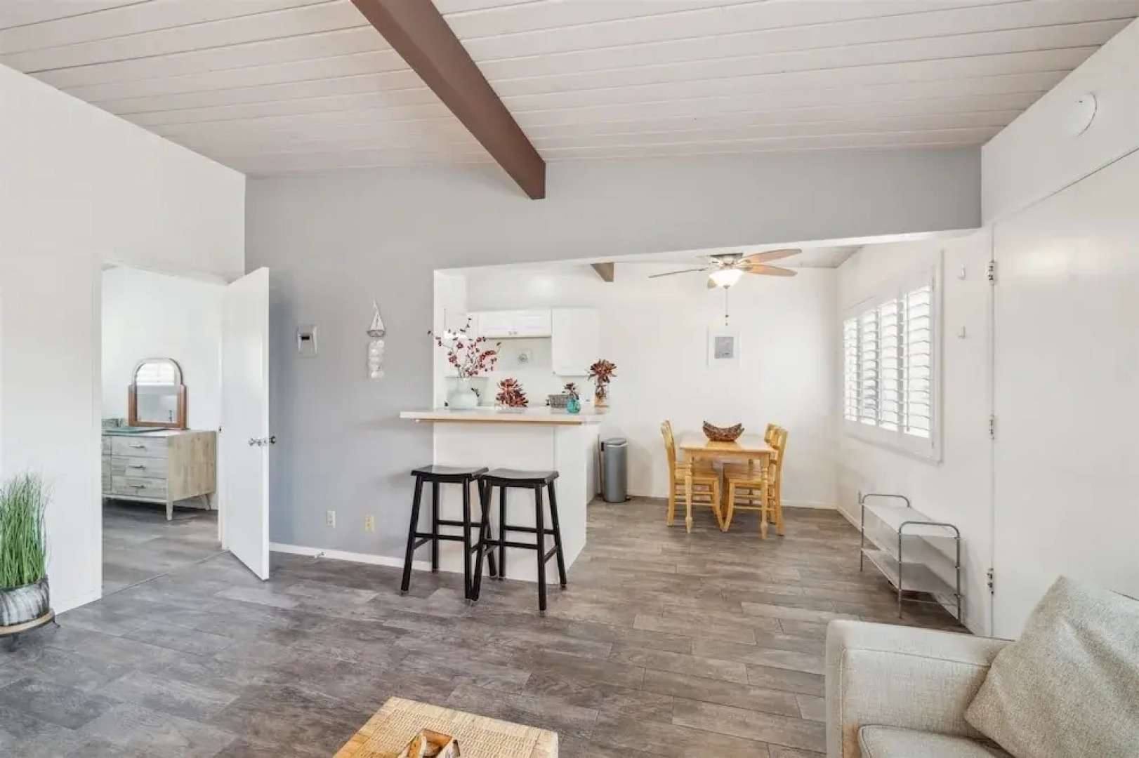 Beautiful 1 Bed Beach Condo #224 1 Bedroom Condo by Sunset Shores Condominiums