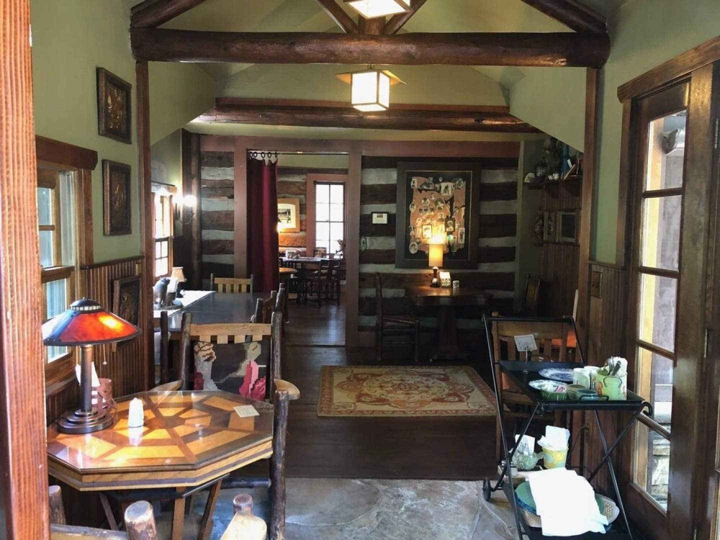 Highland Haven Creekside Inn