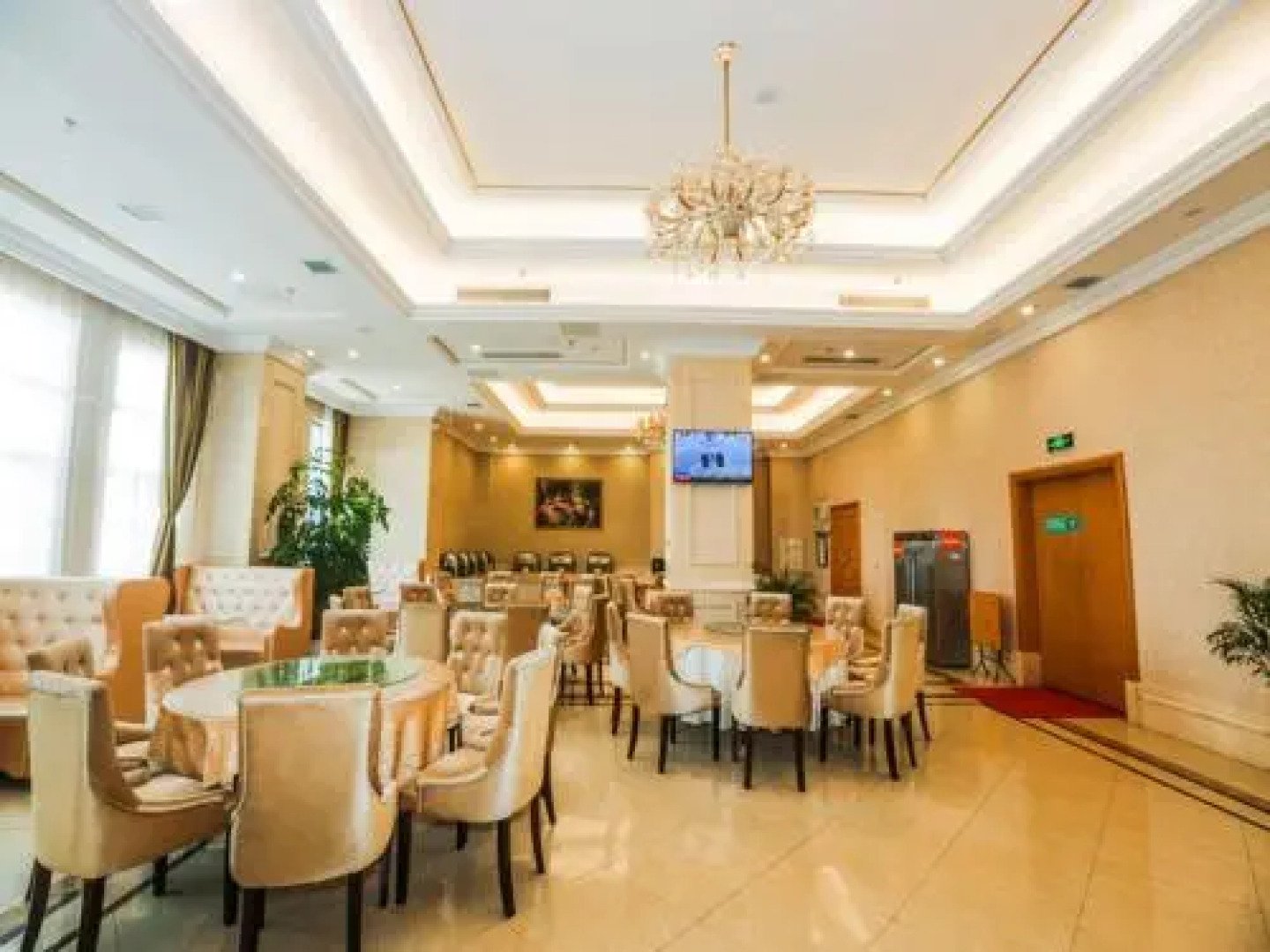 Vienna Hotel Yingcheng Hai Mountain Yingcheng