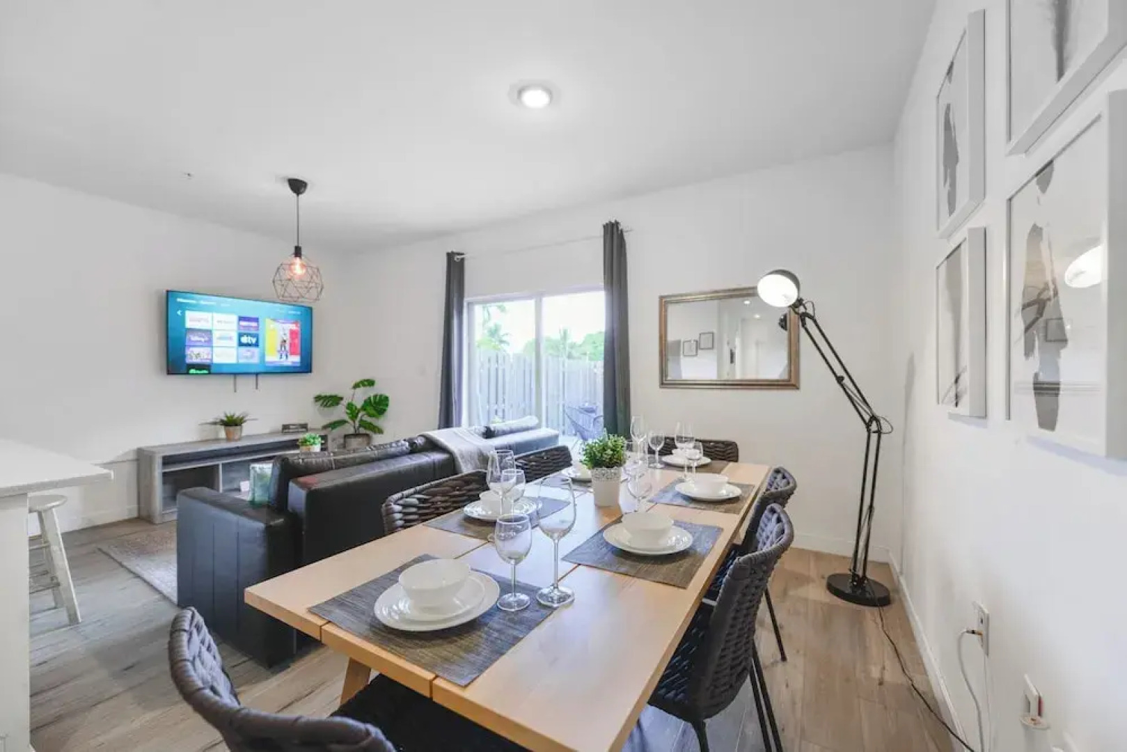 Stylish Townhouses by Design District