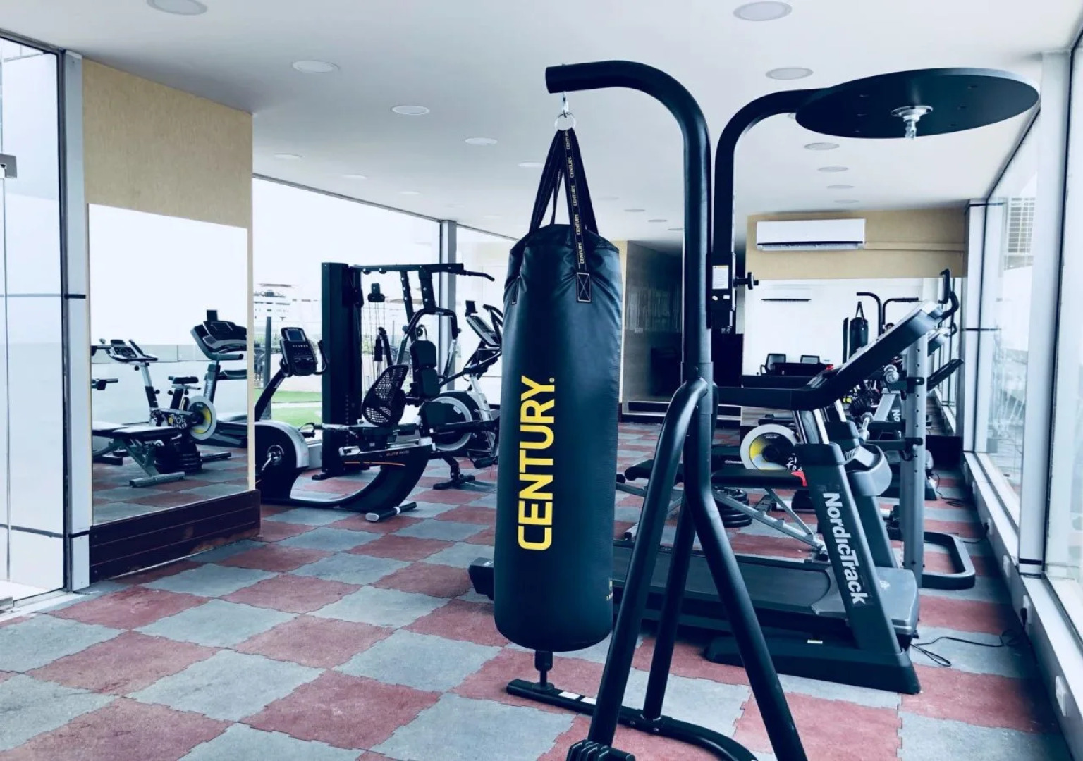 Al Dyafa Hotel Suites