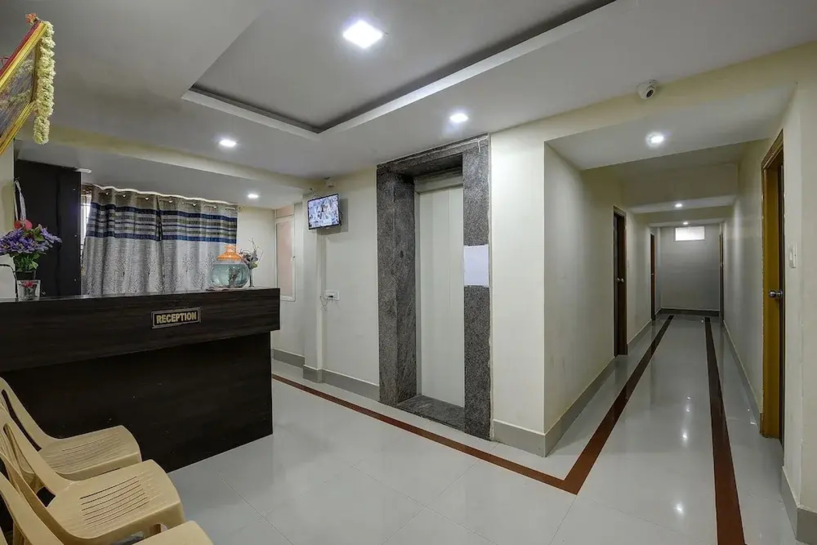 SPOT ON 37153 Karavali Paradise