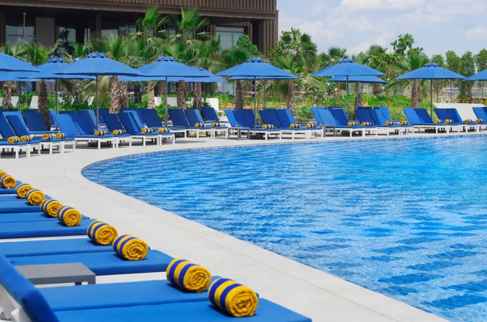 Mövenpick Resort Al Marjan Island