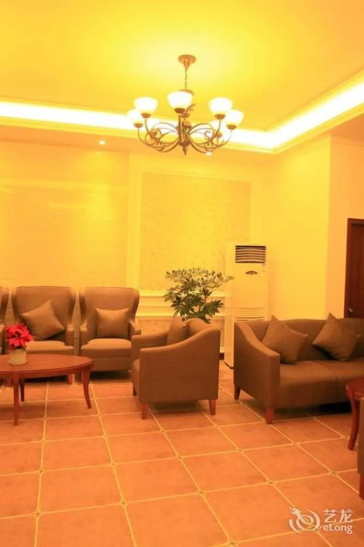 Theme Holiday Hotel