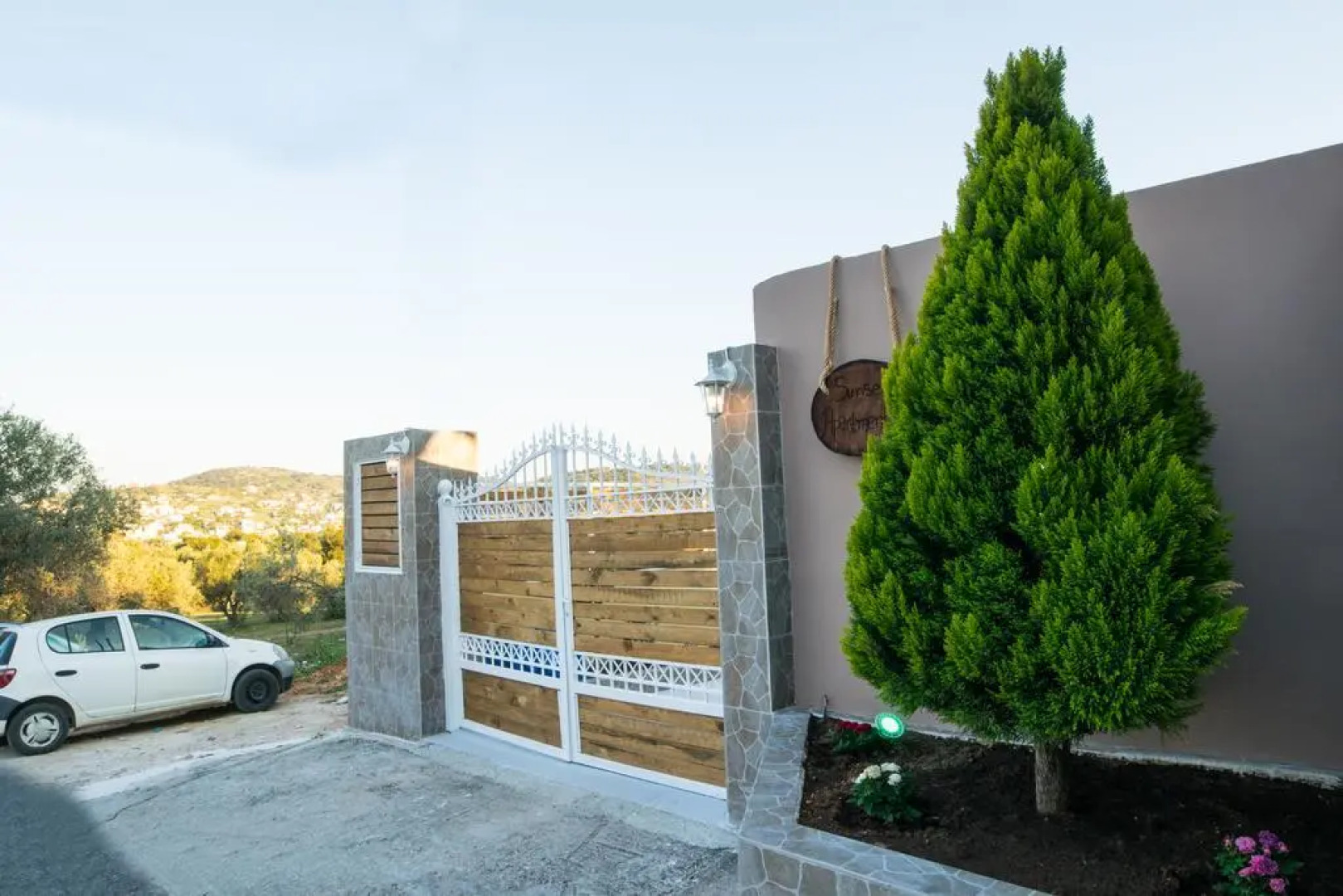 Sunset Apartments near Athens Airport