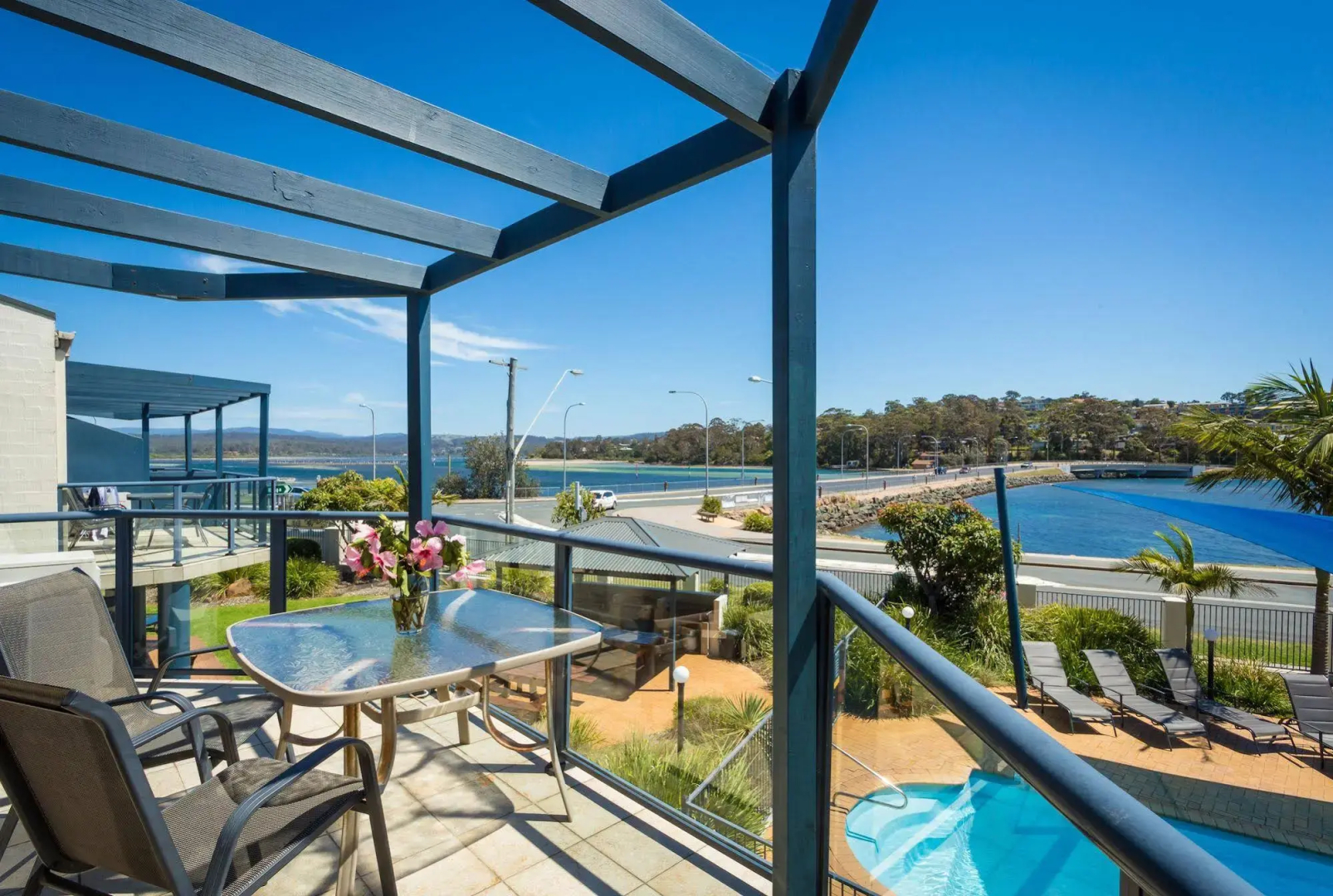 Sails Luxury Apartments Merimbula