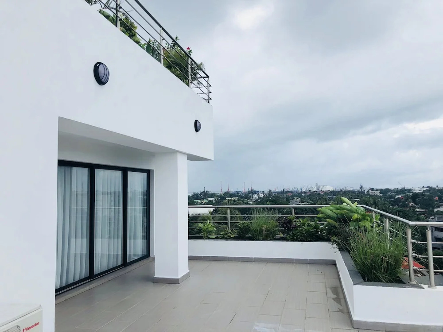 The Streamliner Hotel Apartment