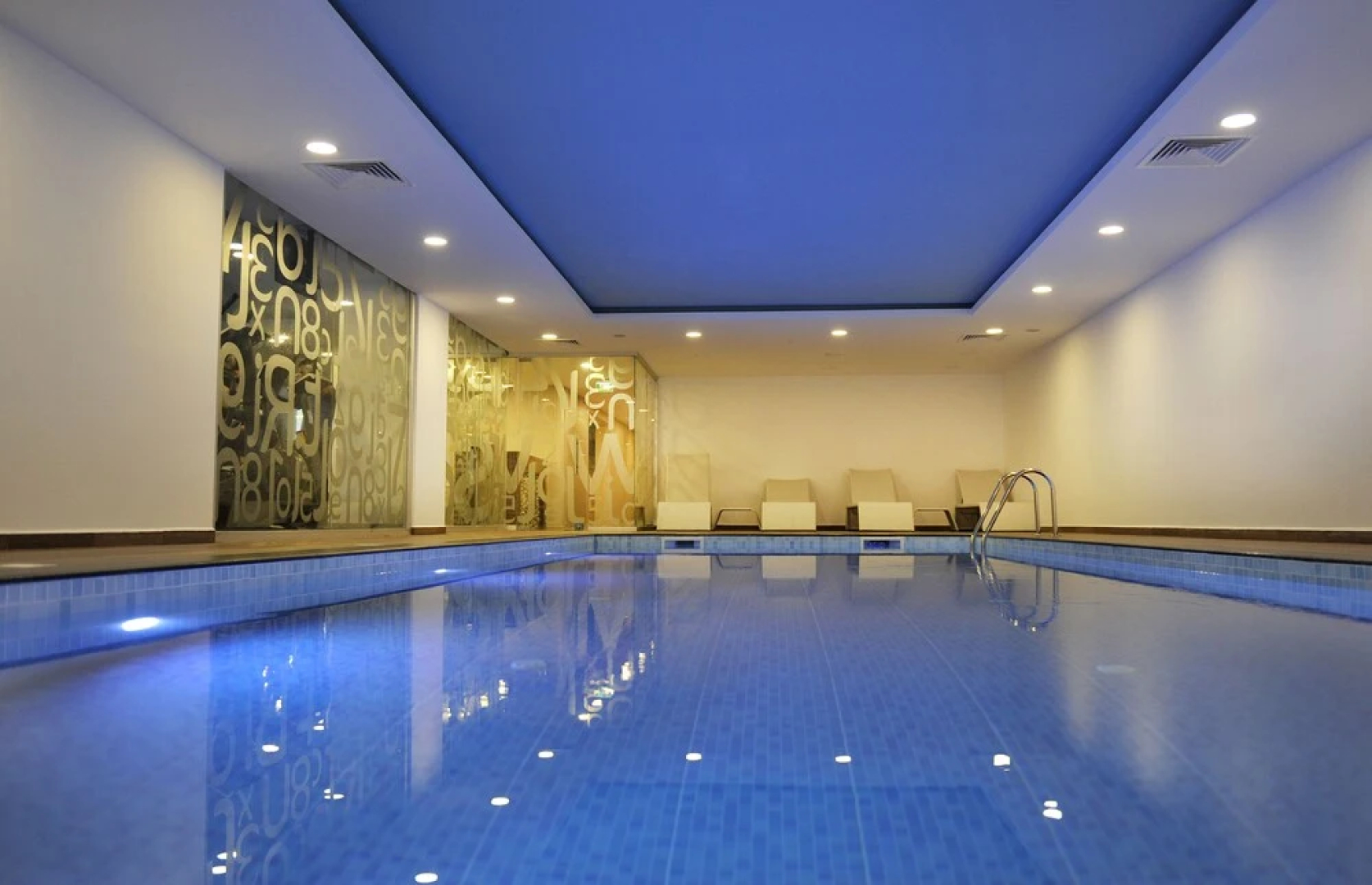 Evolve Park Hotel