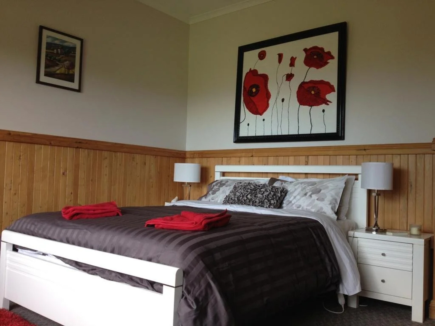 Waratah Lodge