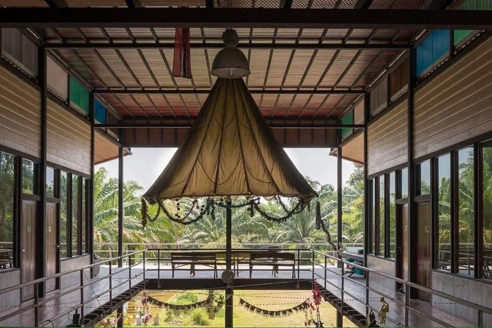 Steelloft  Home Stay