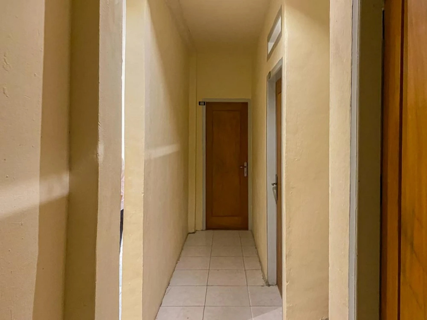 Urbanview Hotel ME Jayapura