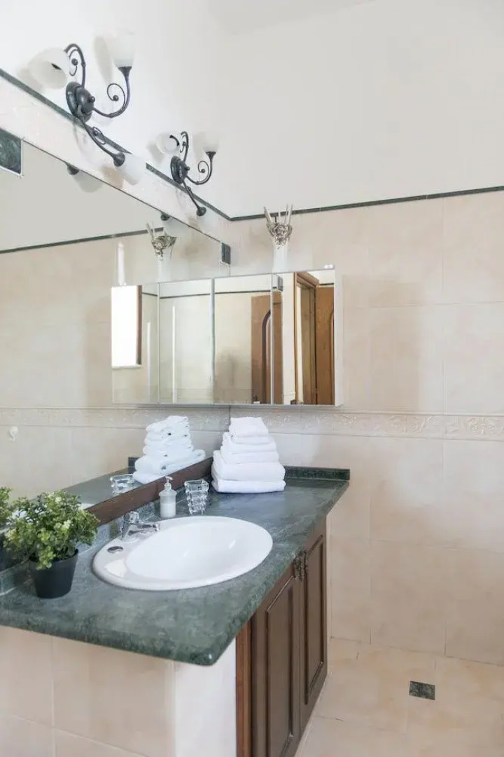 Laetitia Guest House 32