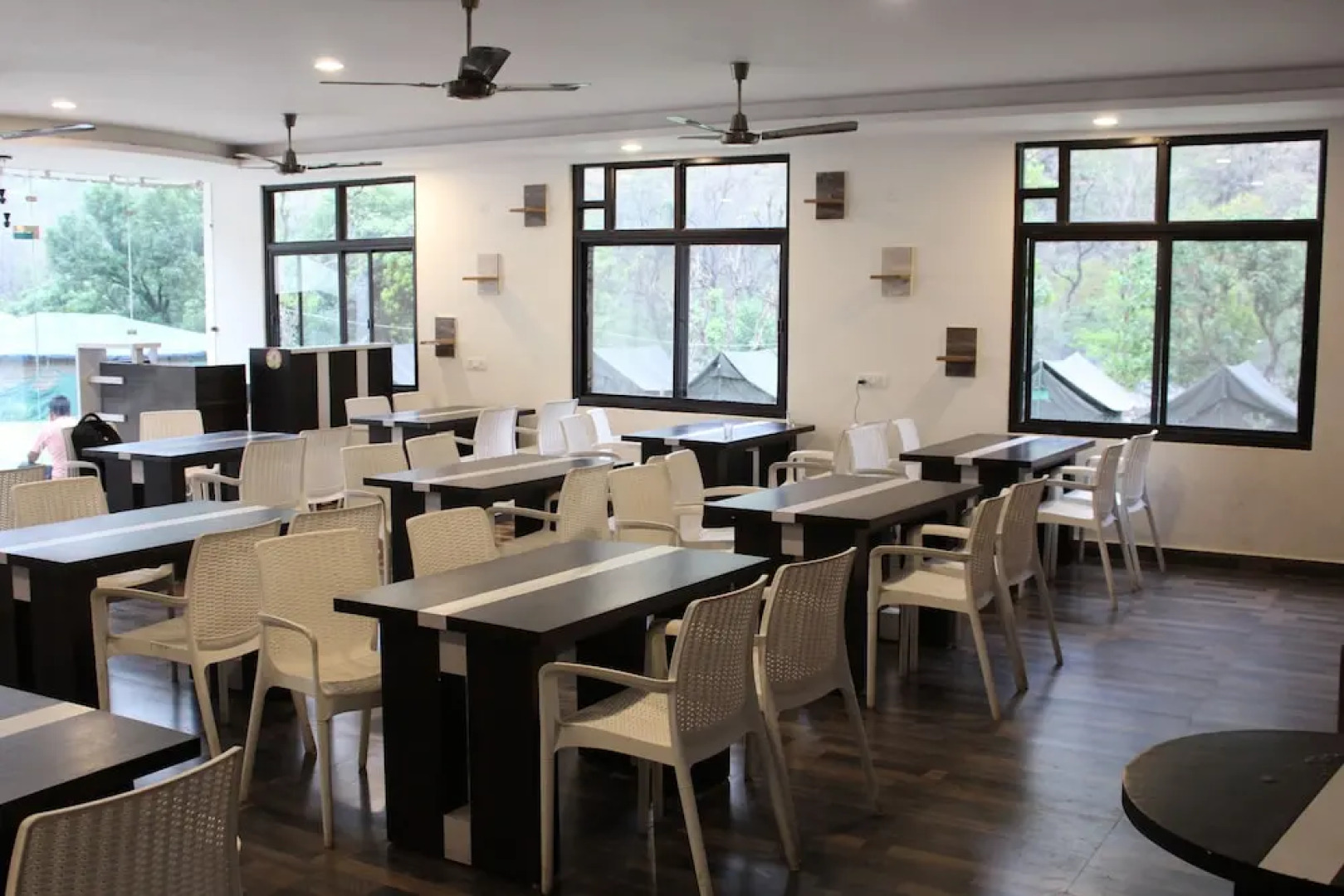 Nature's Valley Resort