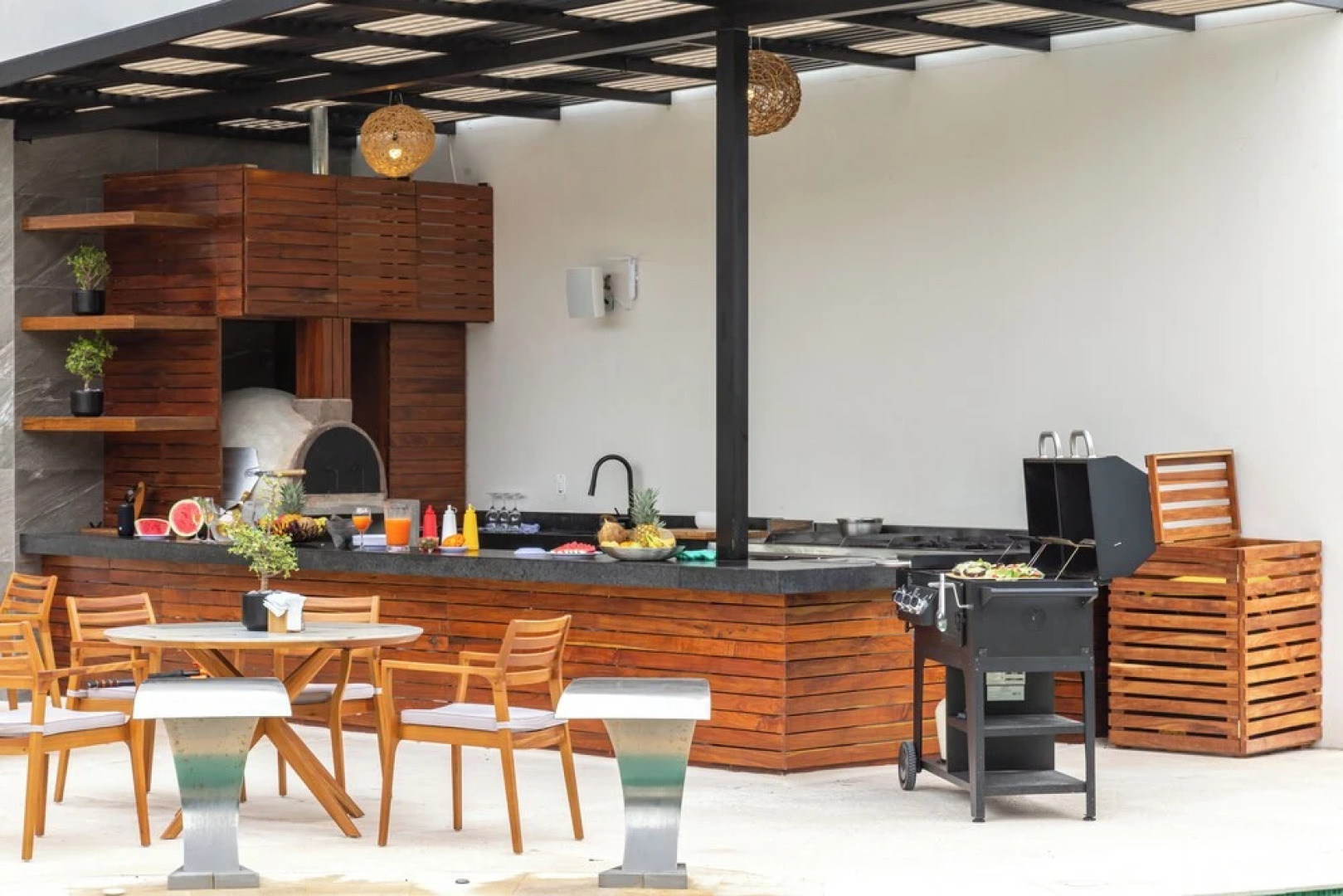 Luxurious Apartments With BBQ Pool Garden Jungle View