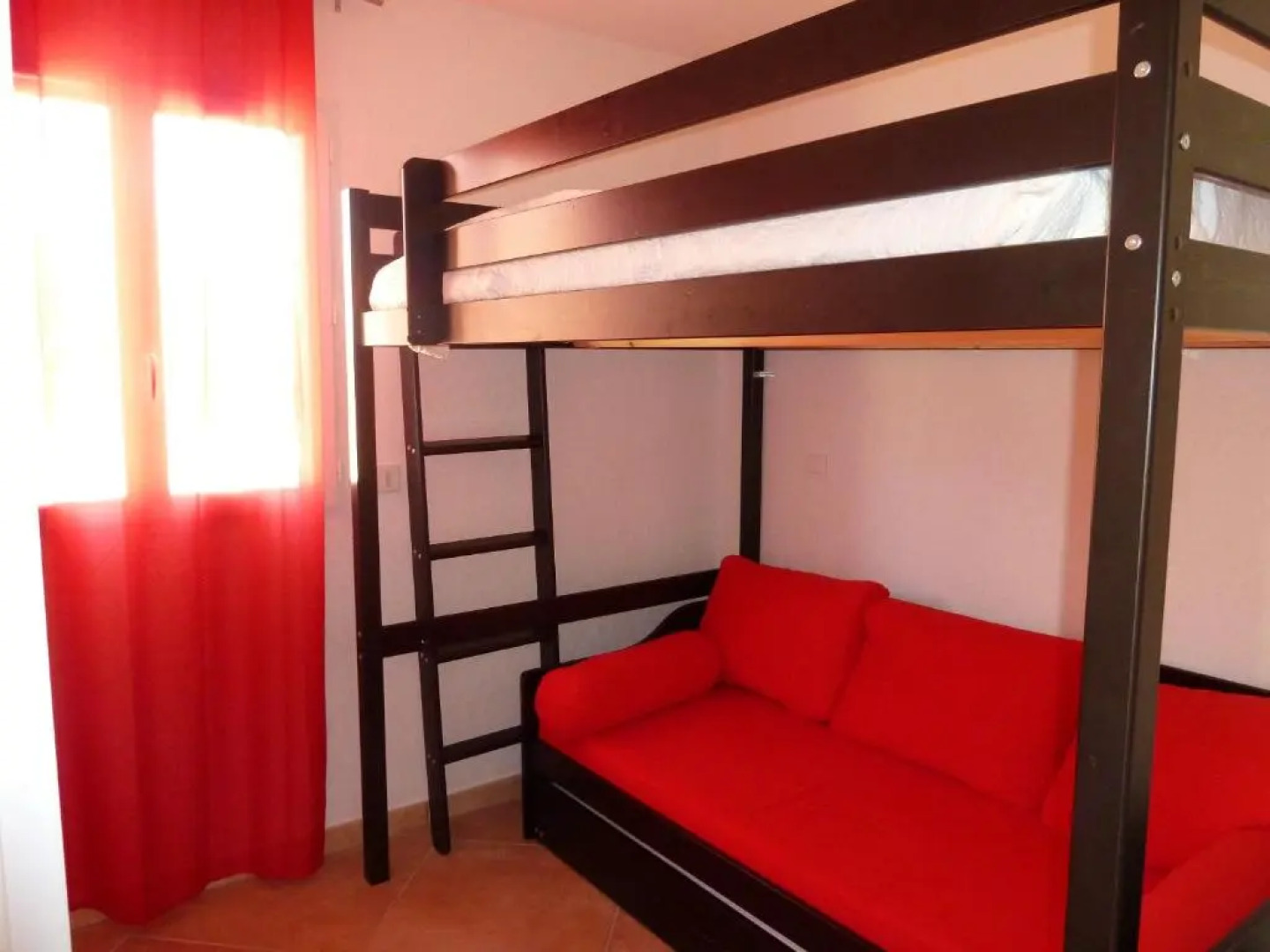 Villa de 3 chambres avec piscine privee jardin clos et wifi a Solaro a 2 km de la plage