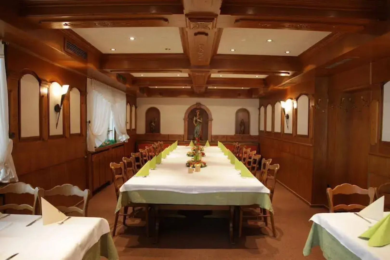 Hotel-Restaurant Zum Kirschbaum