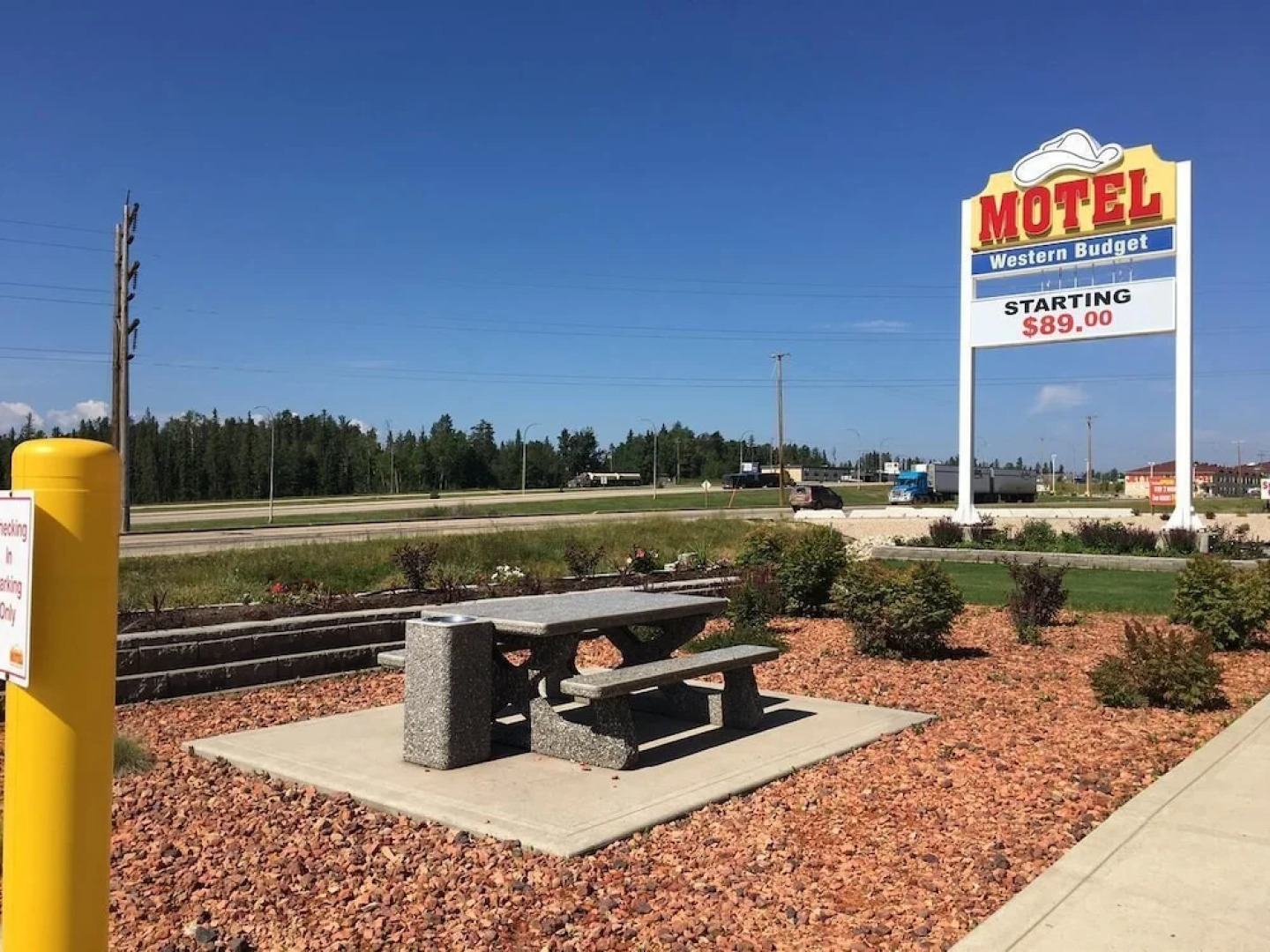 Western Budget Motel Whitecourt 3