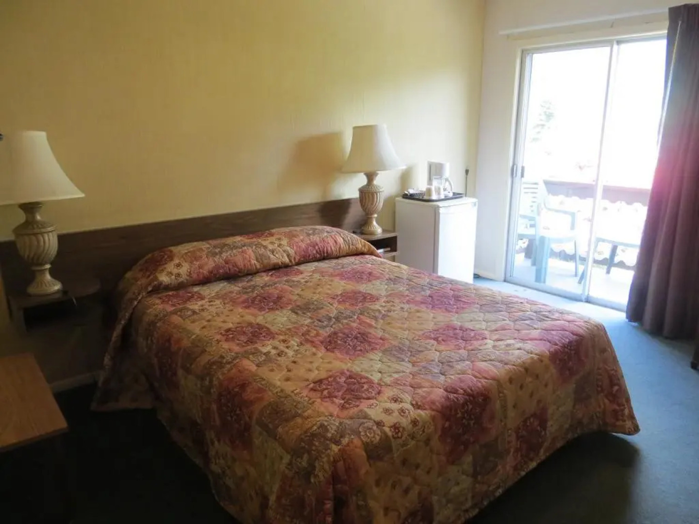 Harrison Village Motel