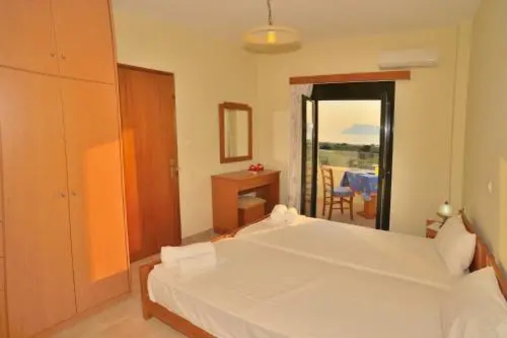 Xenios Zeus Apartments