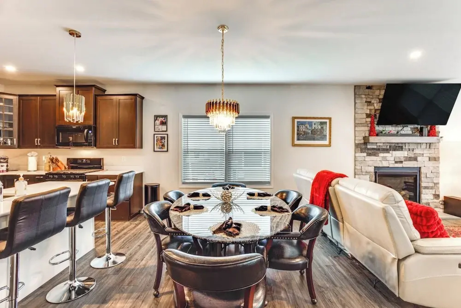 Home ~ 3 Mi to Penn State: Pets Welcome!