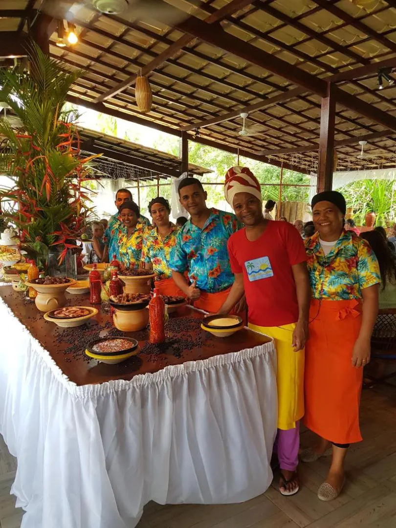 Pousada Praia das Ondas - Pe  na areia