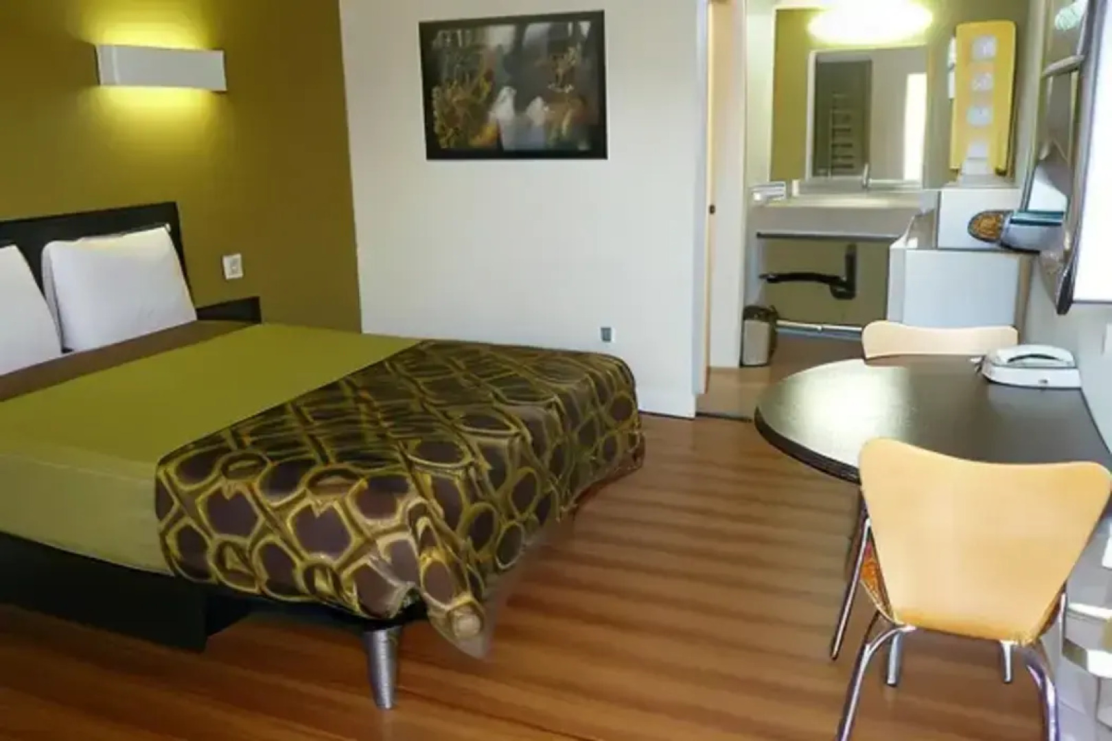 Rodeway Inn Downtown Hanford