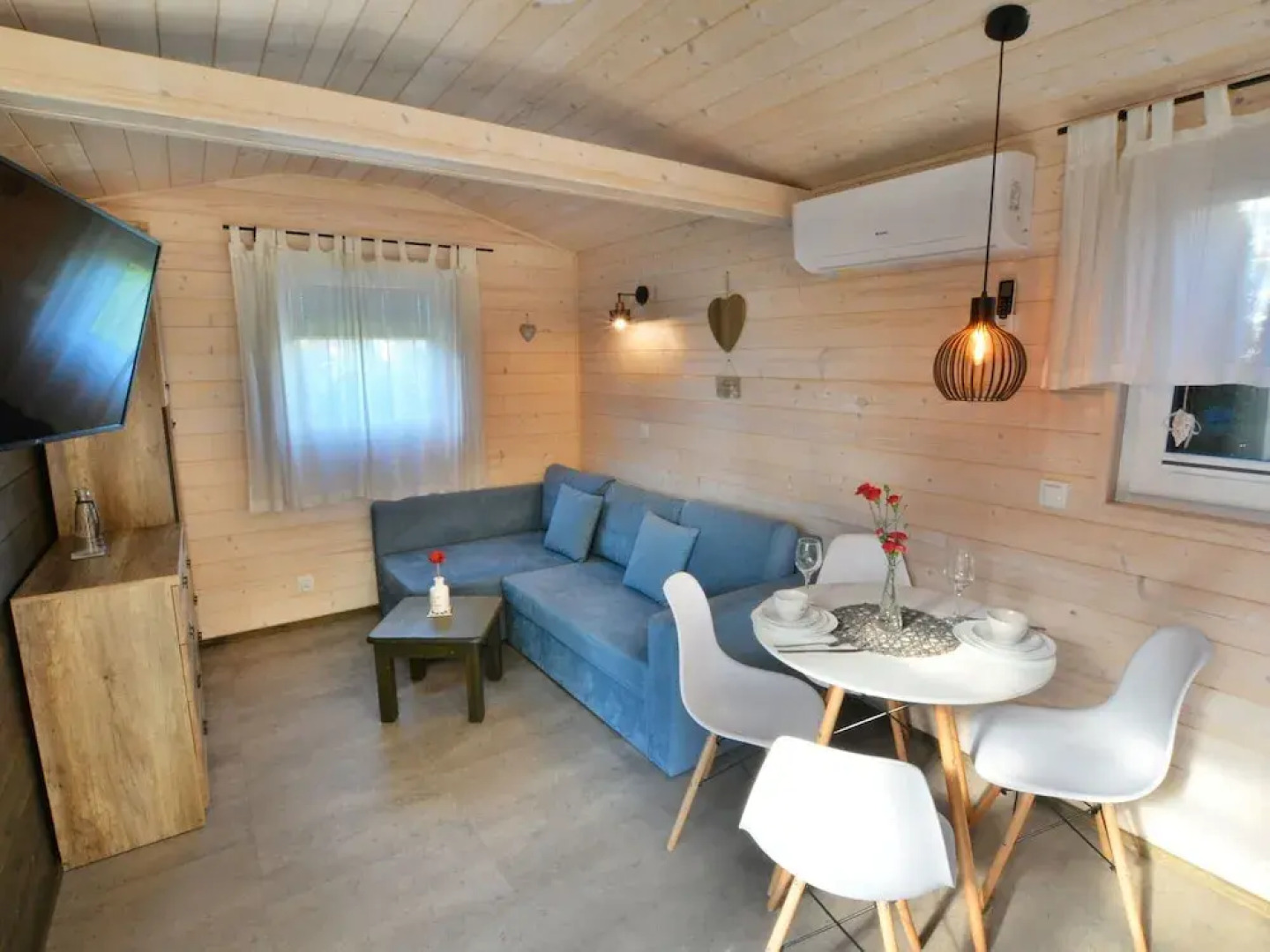 Year-round, Modern Holiday Home With a Terrace