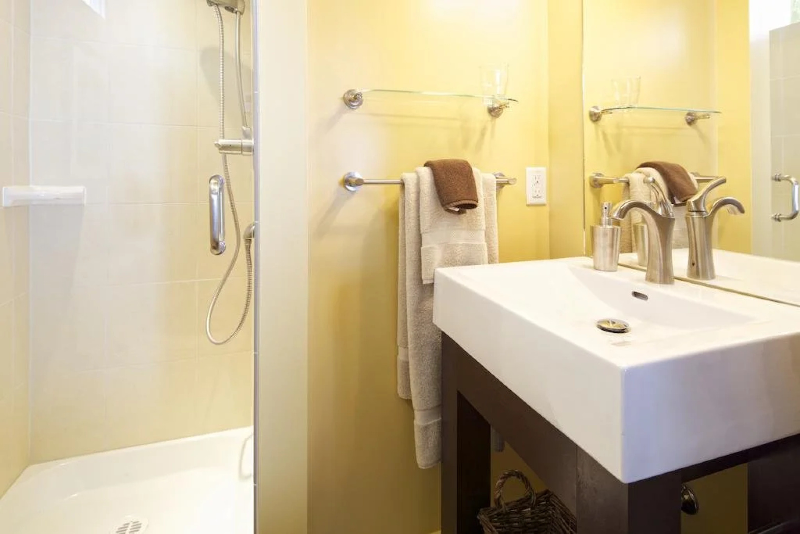 Hedgerow House B&B
