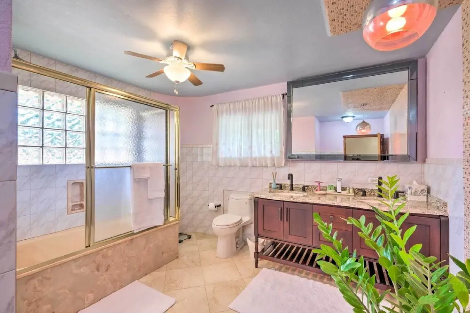 Oceanfront 'majestic Beach House' w/ Gym + Pool!