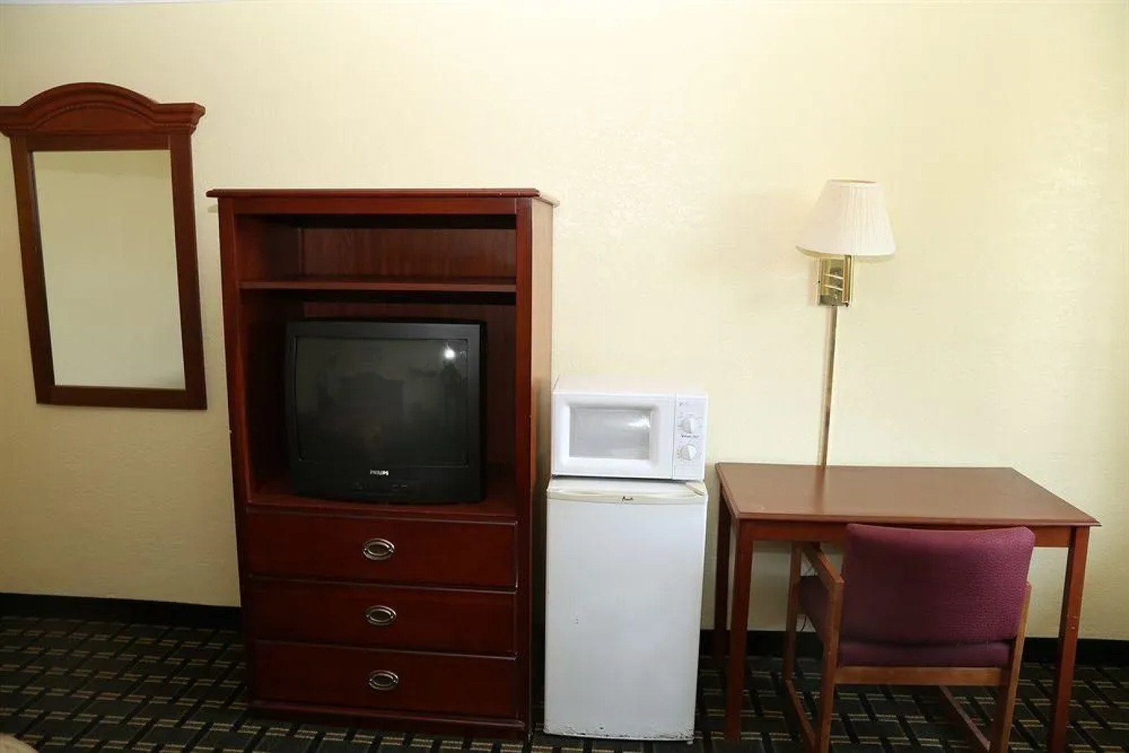 Rodeway Inn near Potomac Mills