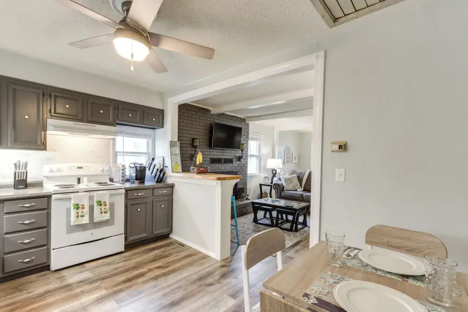 Walkable & Updated Nevada Home: Family Friendly!