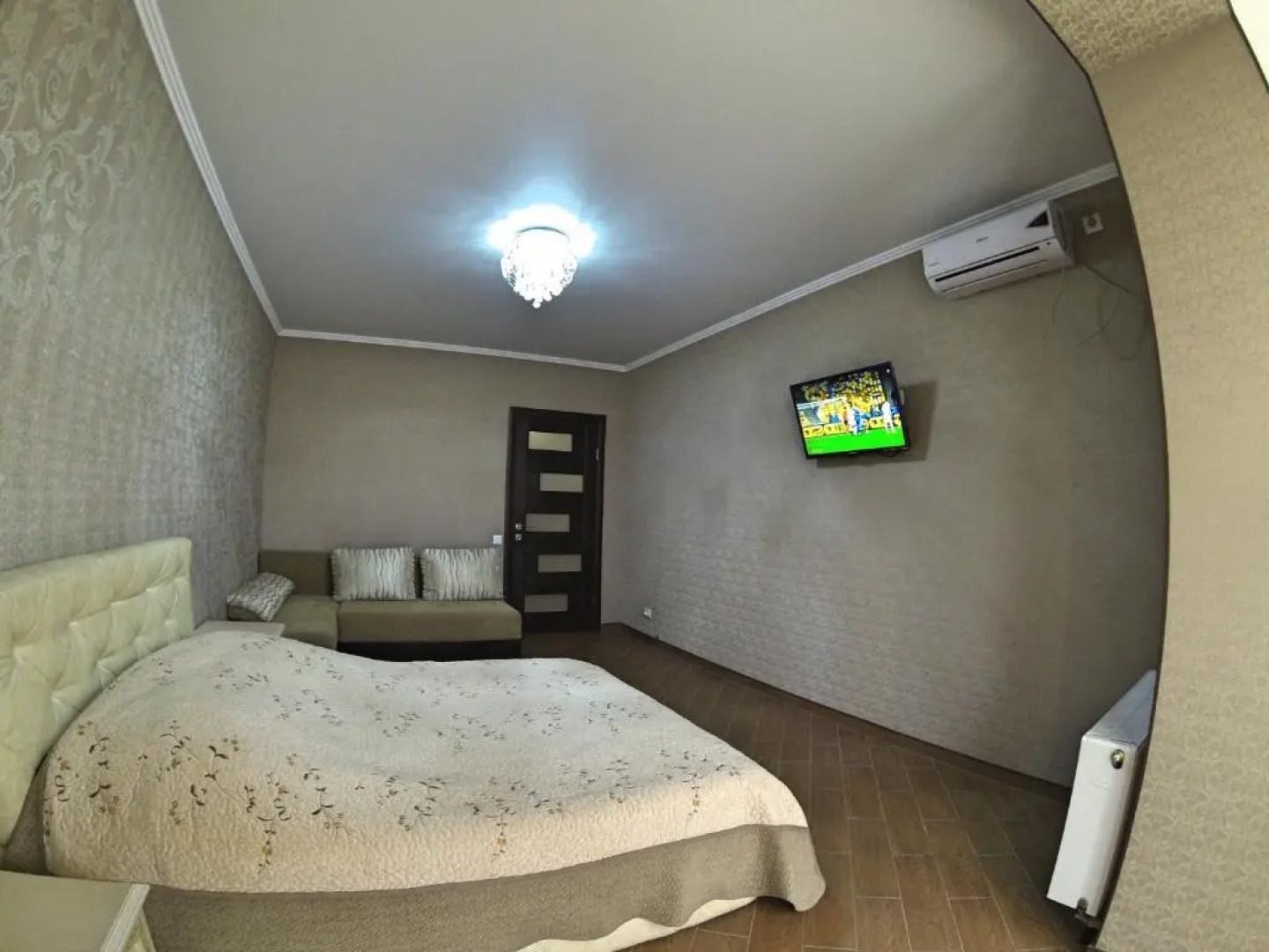 Apartment on Kyivska Street 29\53