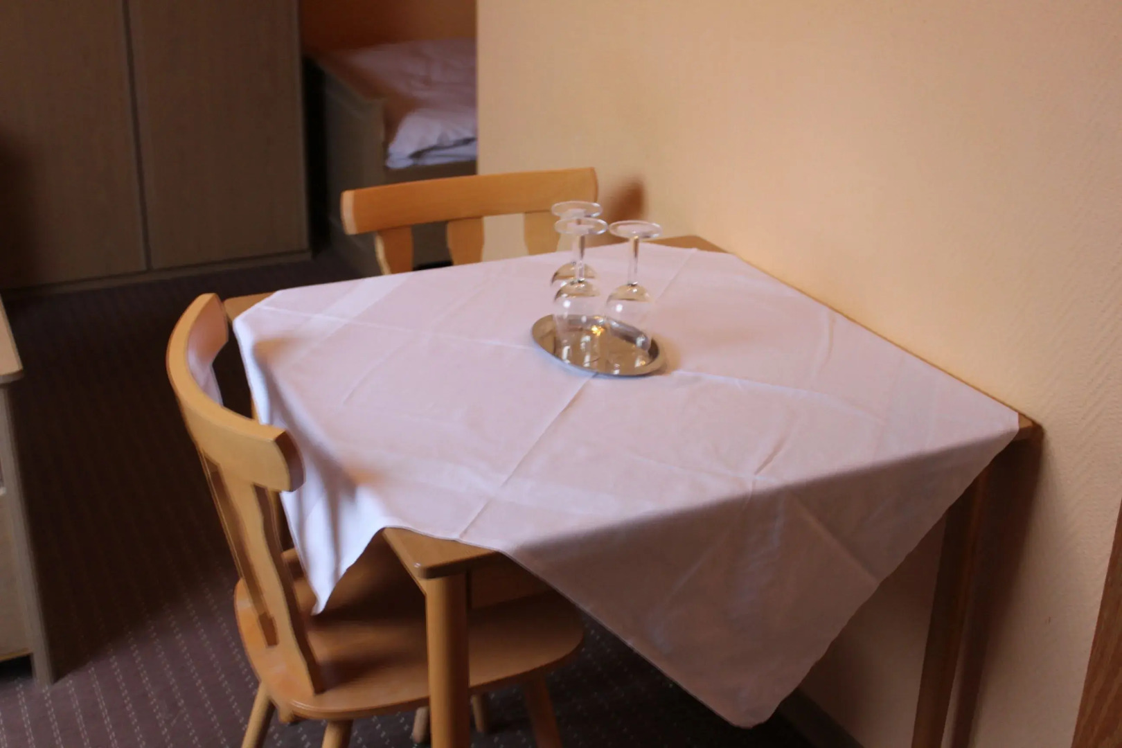 Angelis Pension - Restaurant zum grunen Baum