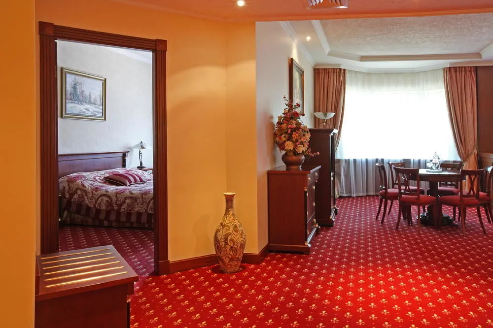 Отель Протон