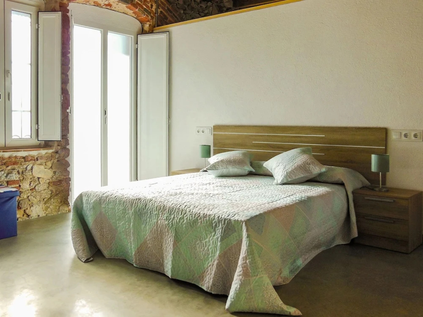 Authentic, Modern and Wheelchair Friendly Holiday Home With Private Pool