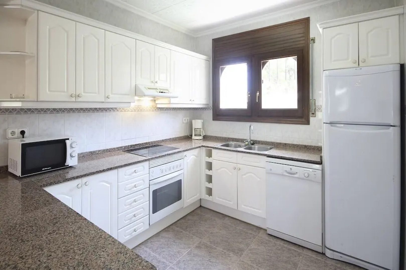 Sunrise Villa Cadiz B