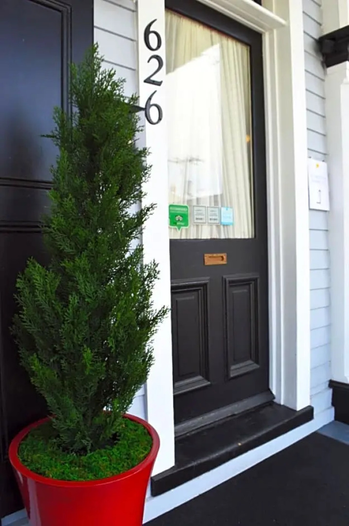 Mountain View Suites