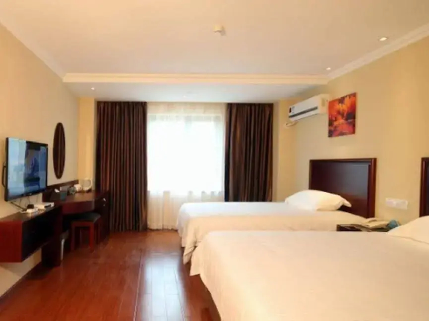 Green Tree Inn Ningbo Train East Station Business Hotel